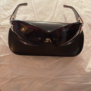 EUC banana republic brown/gold sunglasses with case